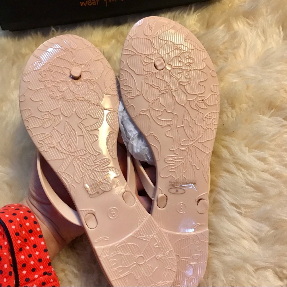 New PVC Dizzy Bow Flip Flops in Matte Cream SZ 7.5 - Picture 5 of 7